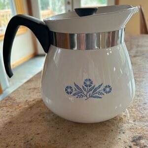 “Cornflower Blue” Corning Ware (8 cups) 2 Qt Tea Pot. Made for stovetop use.